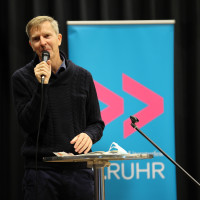 lit.RUHR 2020: Jens Soentgen zu Gast an der Gesamtschule Recklinghausen Suderwich im Rahmen des "Schüler-für-Schüler"-Projektes der lit.RUHR. I ©Ast/Juergens I lit.RUHR