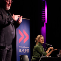 lit.RUHR 2025: 09.10. Organisch – Was es wirklich bedeutet, auf unseren Körper zu hören. Mit Giulia Enders ©Anna Spindelndreier